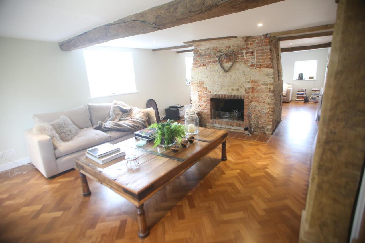 Charlton End - Goodwood Events Bed & Breakfast Chichester Ngoại thất bức ảnh